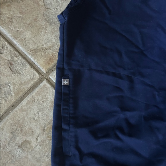 Figs Rafaela Oversized Scrub Top - Picture 2 of 5